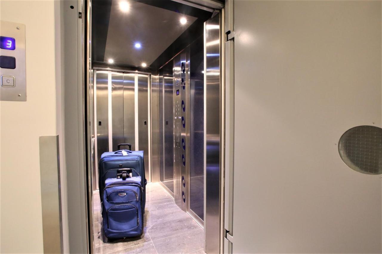 Gk Airport Suites - Free Shuttle By Gk Properties Markópoulon Eksteriør bilde